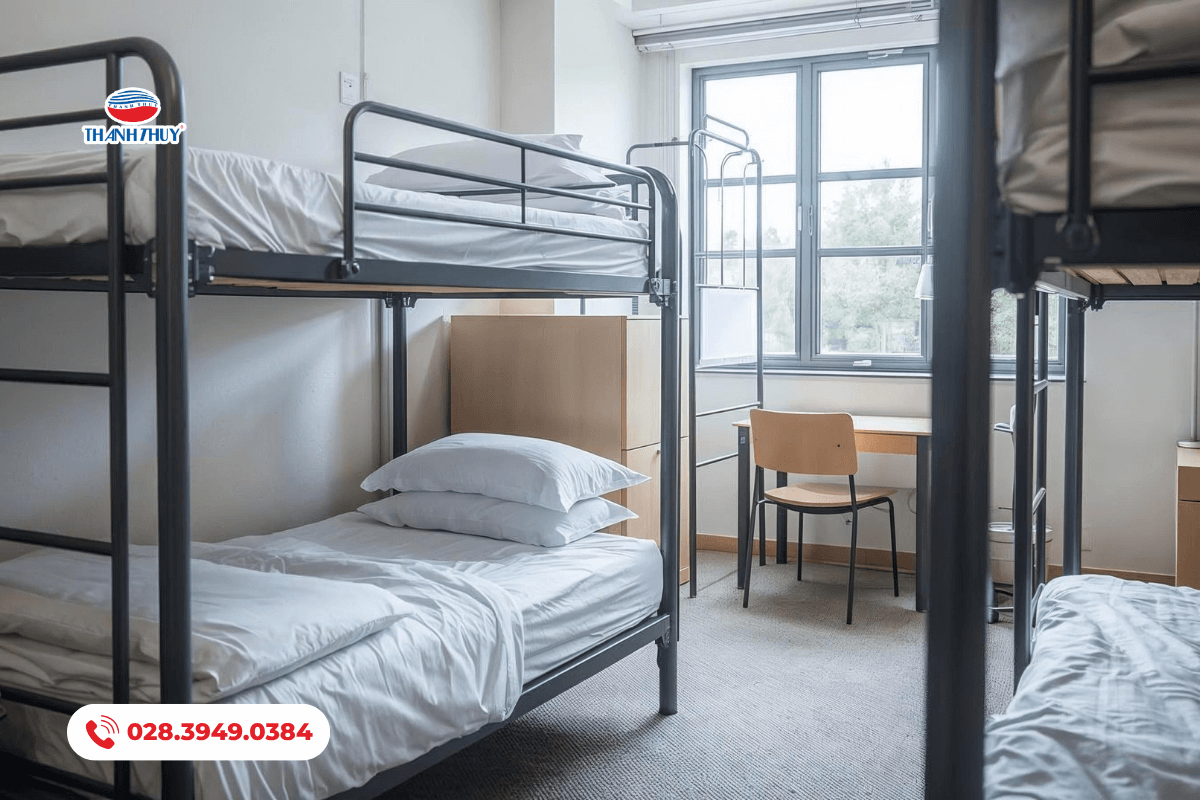 Chất liệu polyester là chất liệu giặt máy tốt và nhanh khô