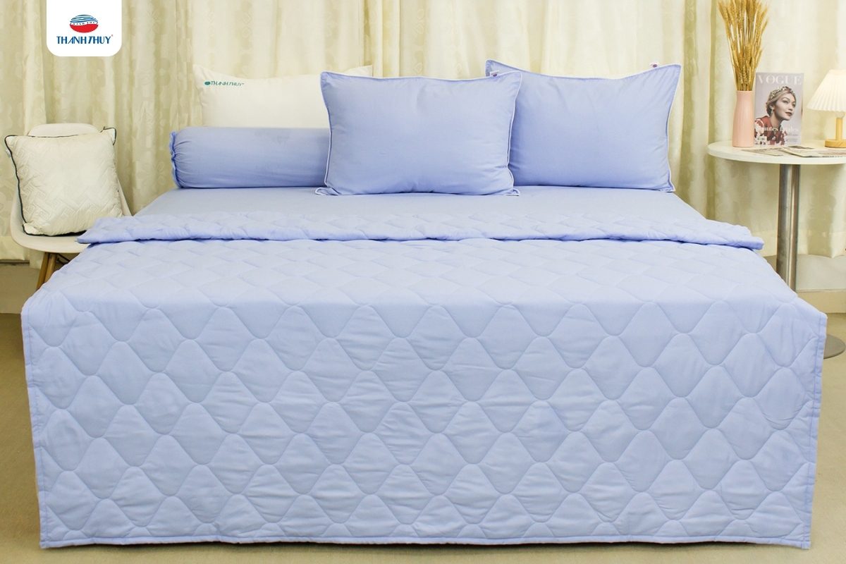 Vải Polyester Là Gì? Những Kiến Thức Cần Biết Về Vải Polyester 25 Bộ chăn ga gối Microfiber Chevery Màu