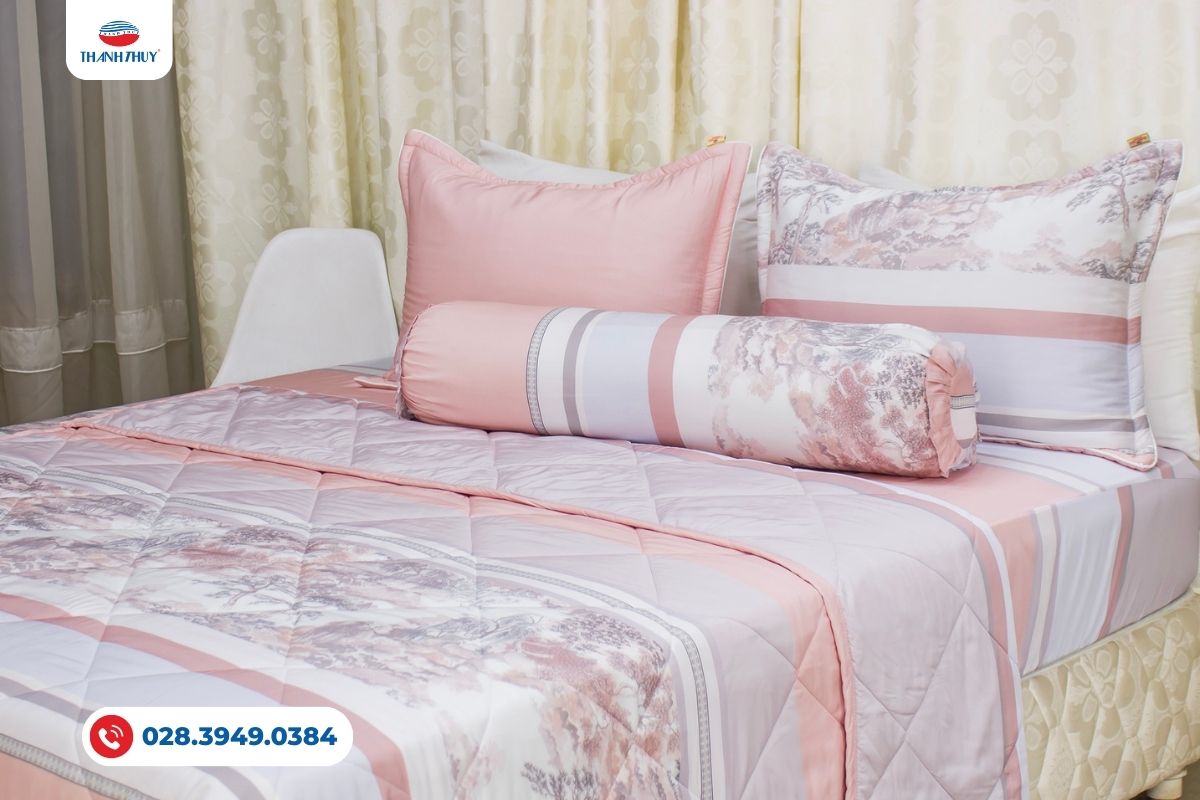 Hướng Dẫn Decor Phòng Ngủ Chuẩn Cung Kim Ngưu: Từ Chất Liệu Chăn Ga Đến Cách Bày Trí 9 Bộ chăn ga gối màu hồng thạch anh tương thích với cung Kim Ngưu